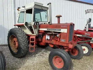 1969 INTERNATIONAL 856