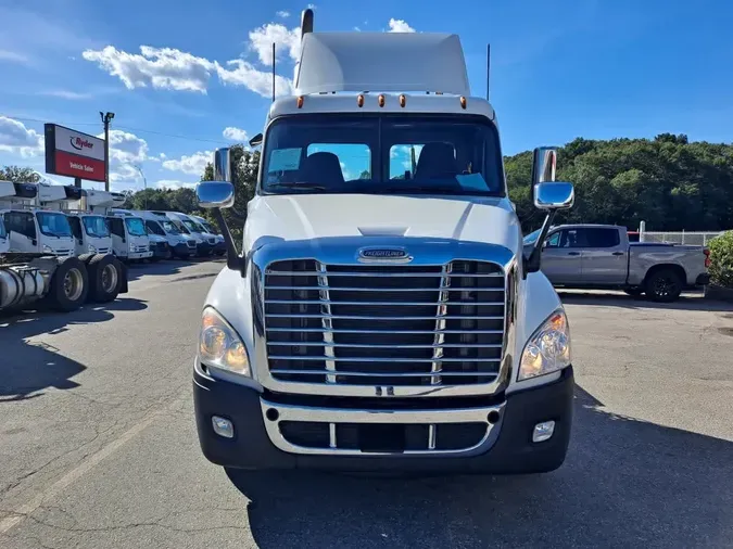 2020 FREIGHTLINER/MERCEDES CASCADIA 125b2ebc47c0fc7c27606e3dfc7765e3548