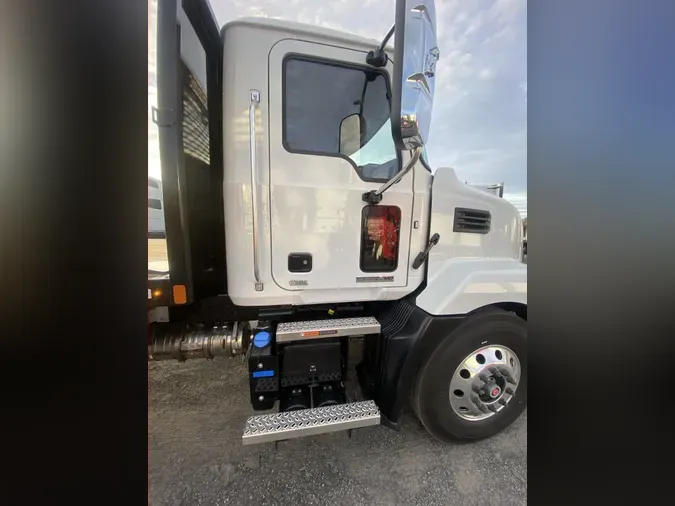 2026 MACK MD MD6 26' FLAT BED