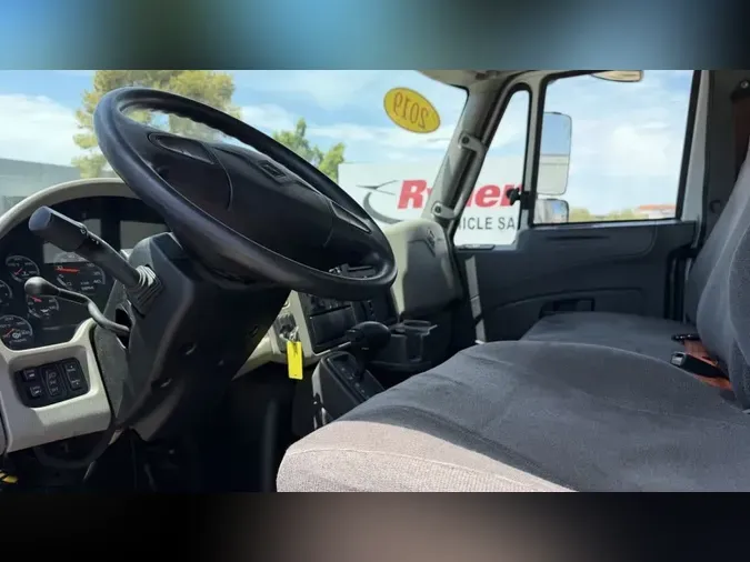 2019 NAVISTAR INTERNATIONAL 4300