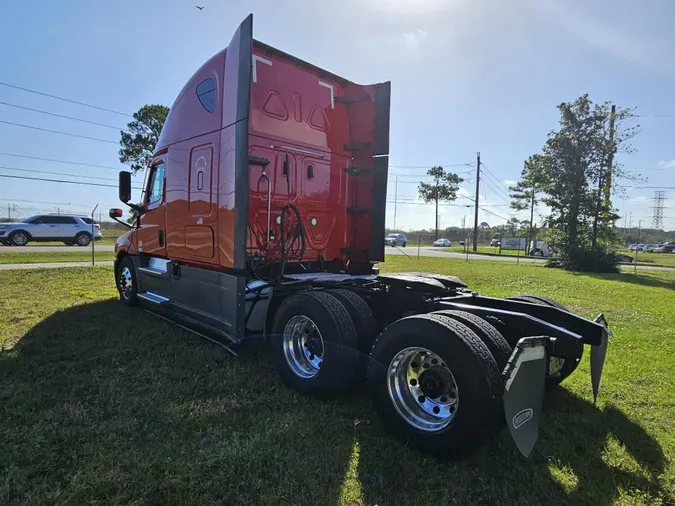 2021 Freightliner Cascadia