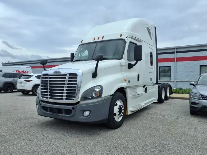 2019 FREIGHTLINER CASCADIA 125