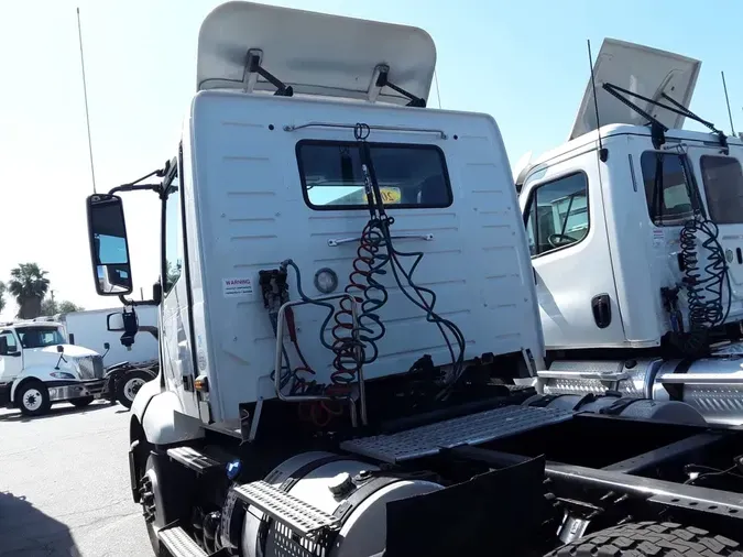 2019 VOLVO VNL64T-300b2f4c4dba4212466ddf23bc38e357a41