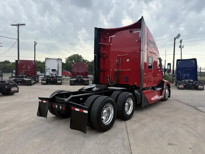 2024 Kenworth T680