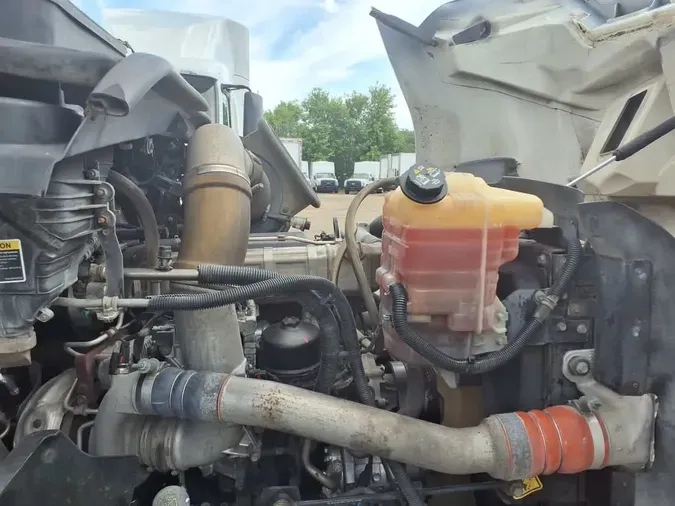 2018 NAVISTAR INTERNATIONAL RH613 DAYCAB T/A