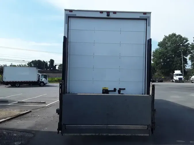 2018 HINO HINO 338