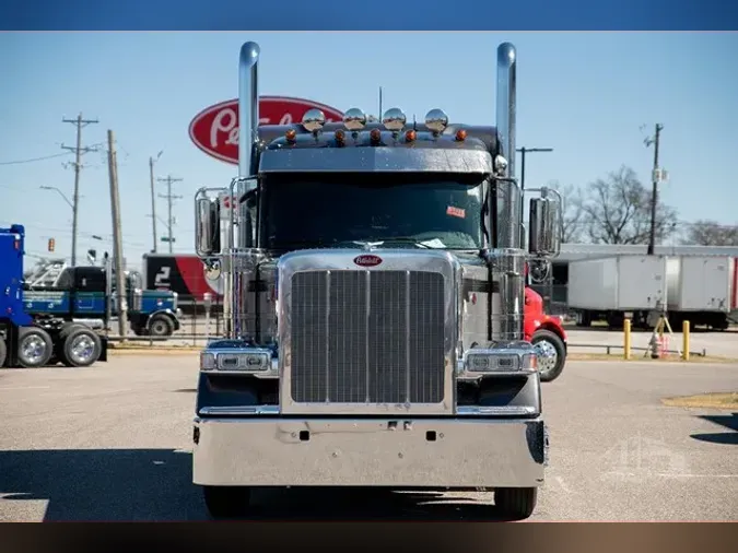 2026 PETERBILT 589