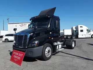 2017 FREIGHTLINER/MERCEDES CASCADIA 113