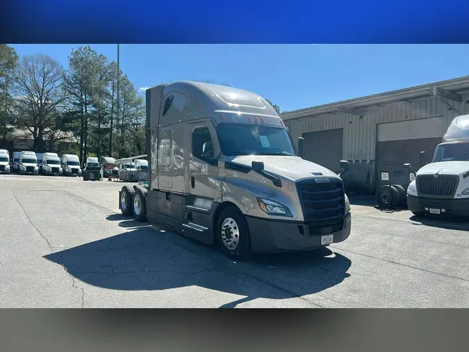 2024 Freightliner Cascadia 126b305c21f295cb850ff8b5a042a29befc