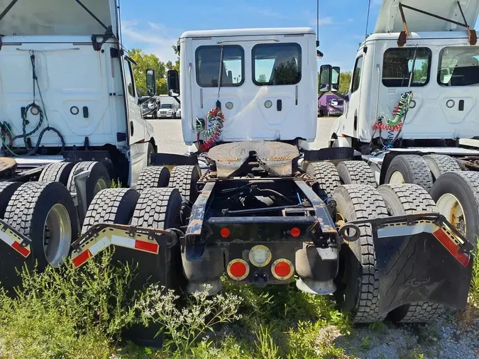 2018 FREIGHTLINER CASCADIA PX11364ST
