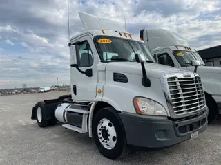 2015 Freightliner CASCADIA 113
