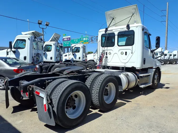 2018 FREIGHTLINER/MERCEDES NEW CASCADIA PX12664