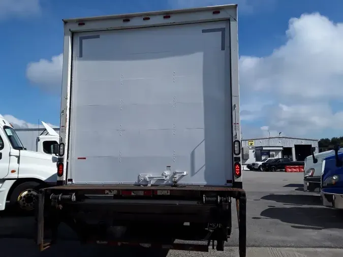 2016 FREIGHTLINER M2 106