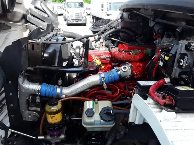 2014 FREIGHTLINER M2 106