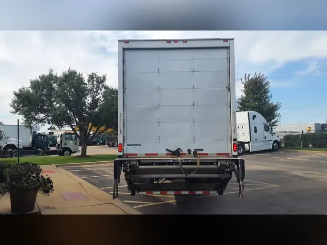 2020 FREIGHTLINER/MERCEDES M2 106
