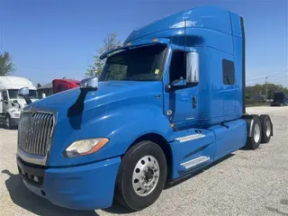 2019 INTERNATIONAL LT