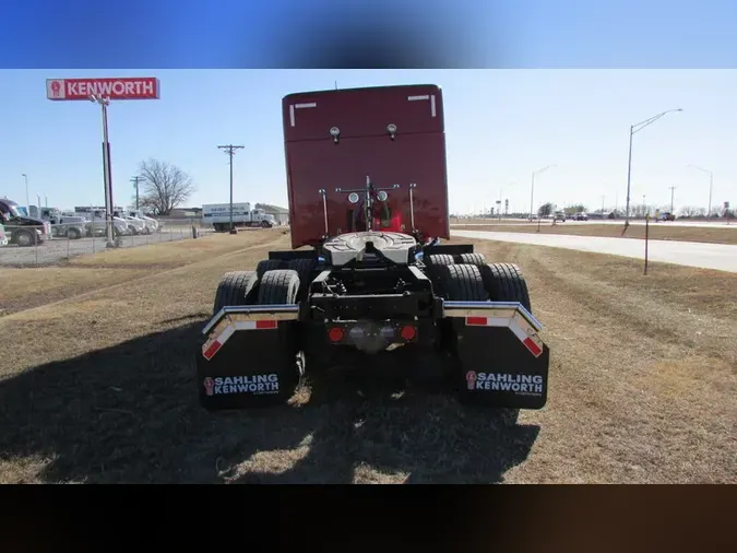 2026 Kenworth T880