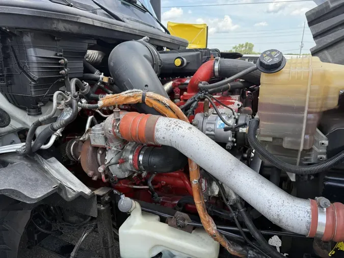 2018 International LT625