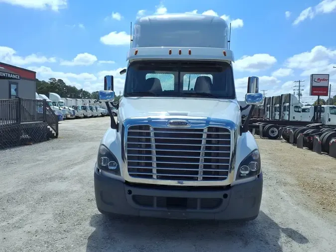 2020 FREIGHTLINER/MERCEDES CASCADIA 125b311feca43c69934c27fddf0ff8e1e50