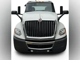 2021 International LT625