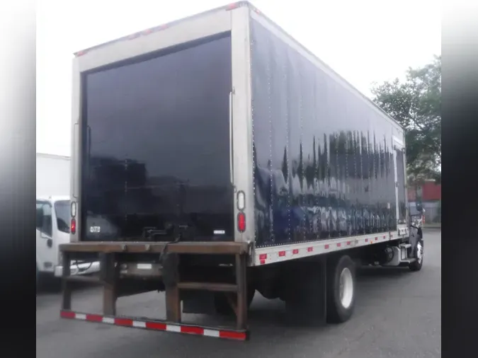 2017 FREIGHTLINER M2 106
