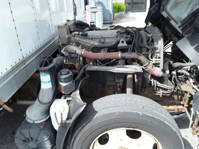 2017 ISUZU NQR