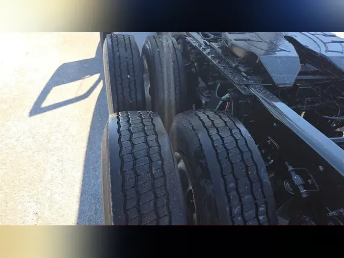 2022 INTERNATIONAL LT