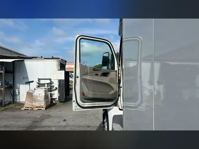 2021 Peterbilt 579b31e1cda82886ebc1802370884845789