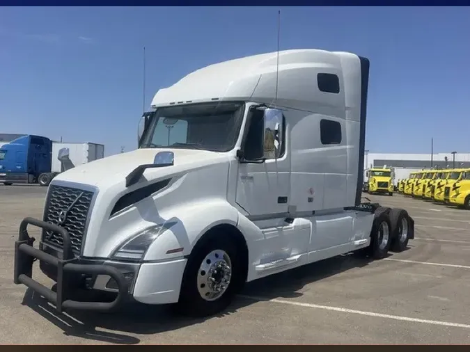 2023 VOLVO VNL64T760b320528cb3ce50c663e667809414ef2c