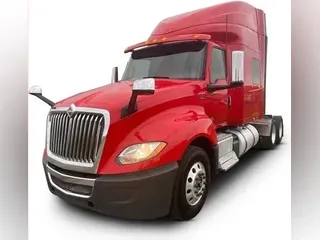 2018 International LT625
