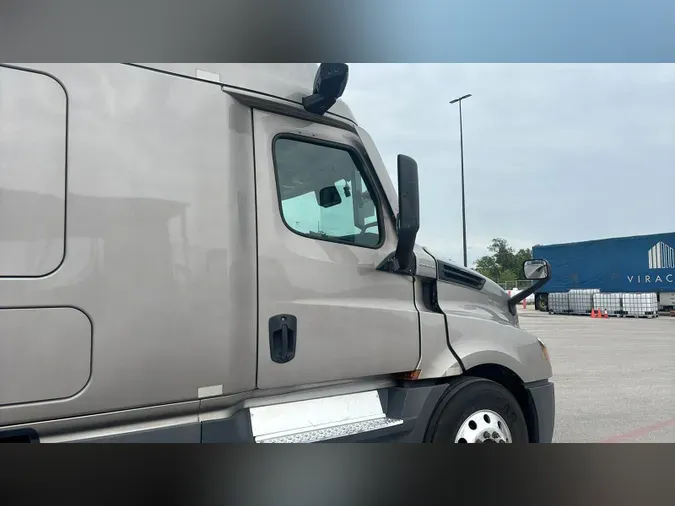 2022 Freightliner Cascadia