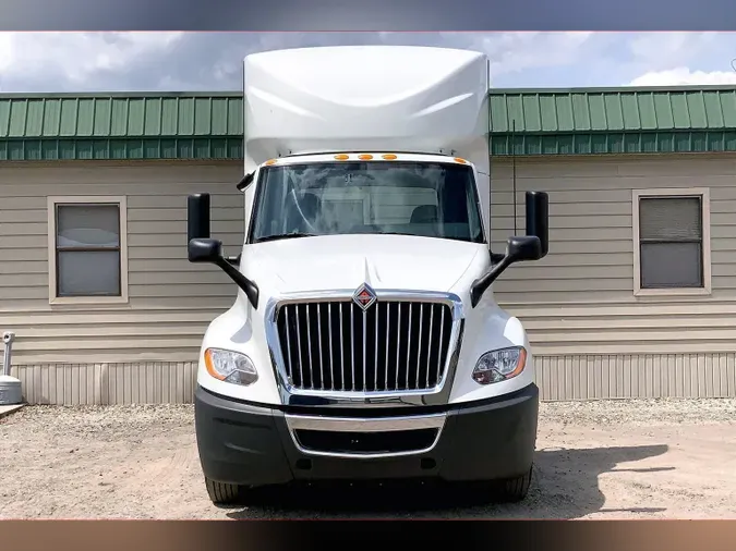 2021 INT LT625 6x4
