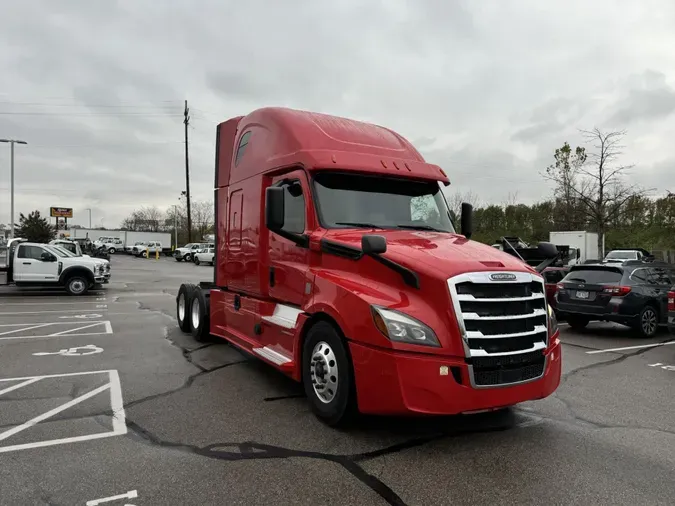 2020 Freightliner Cascadia