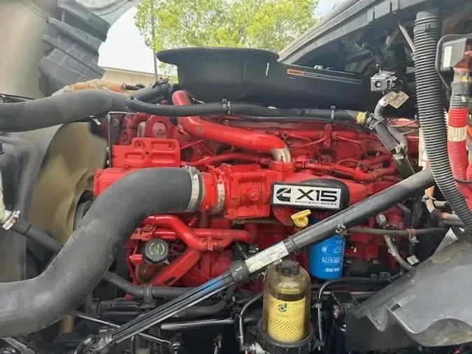 2019 International LT625