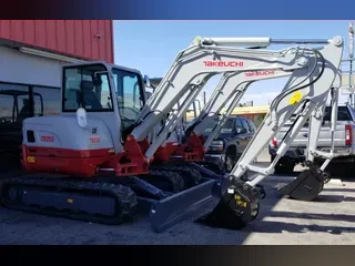 2020 TAKEUCHI TB260CR