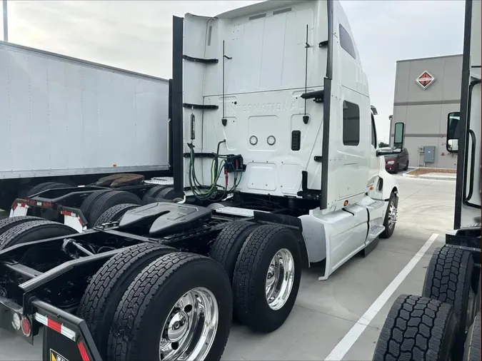2021 International LT625