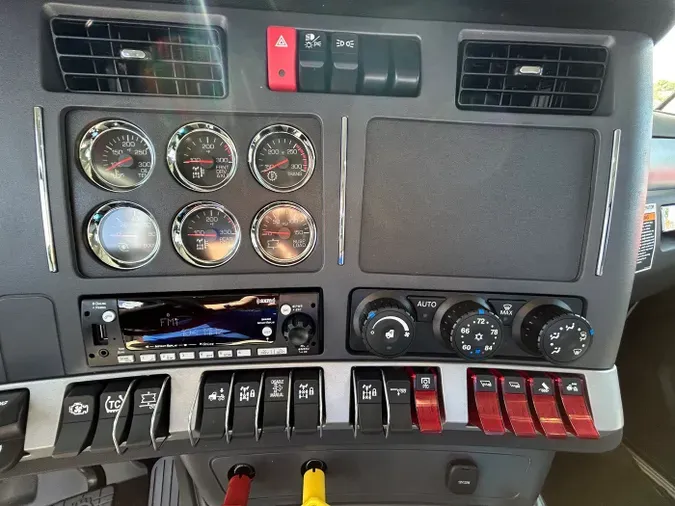 2026 Kenworth T880b3308fcd78d39f0c09697bdf76e728a4