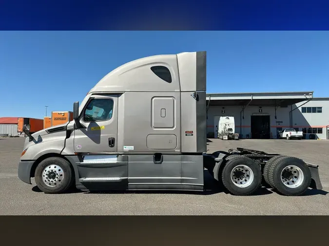 2022 Freightliner Cascadia 126b3316aff70a287d2156a83fd722a58c6