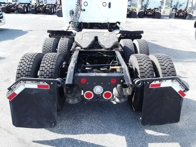 2020 FREIGHTLINER CASCADIA 125