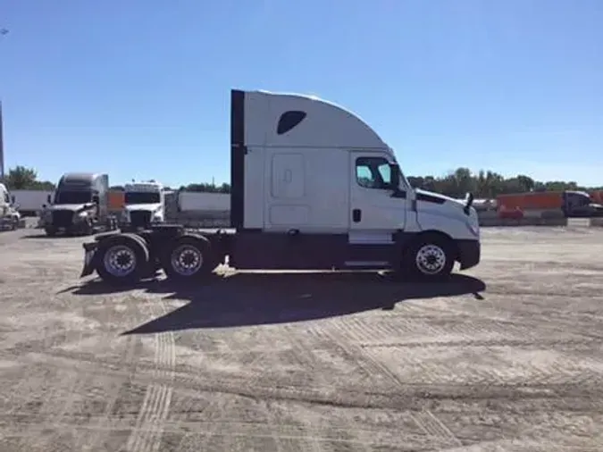 2020 Freightliner Cascadia