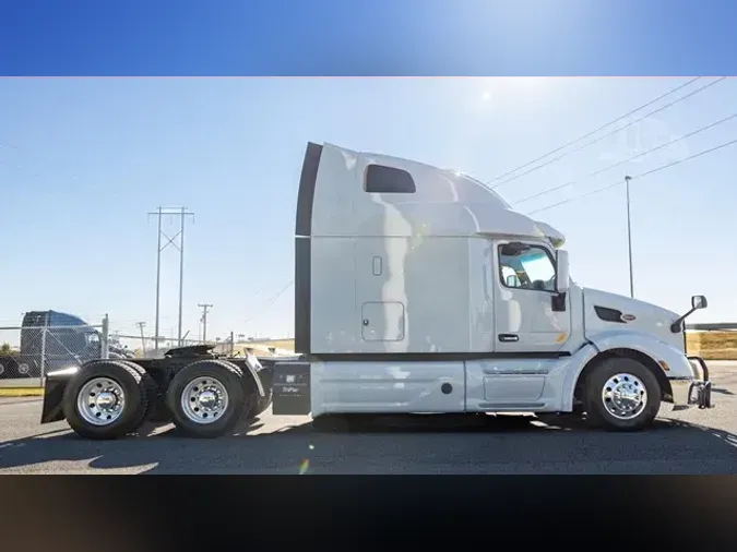 2021 PETERBILT 579