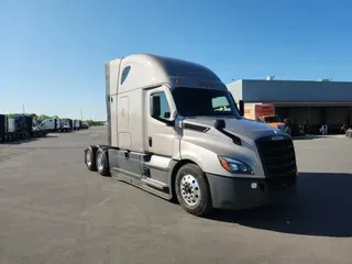 2022 Freightliner Cascadia