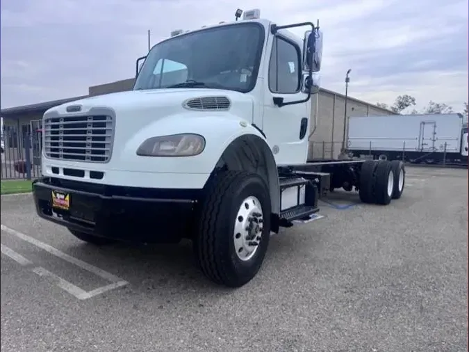 2020 Freightliner Business Class M2 106b3389a7f8f5ead4c5b4b890d0af1a3c4