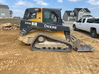 2015 John Deere 333E