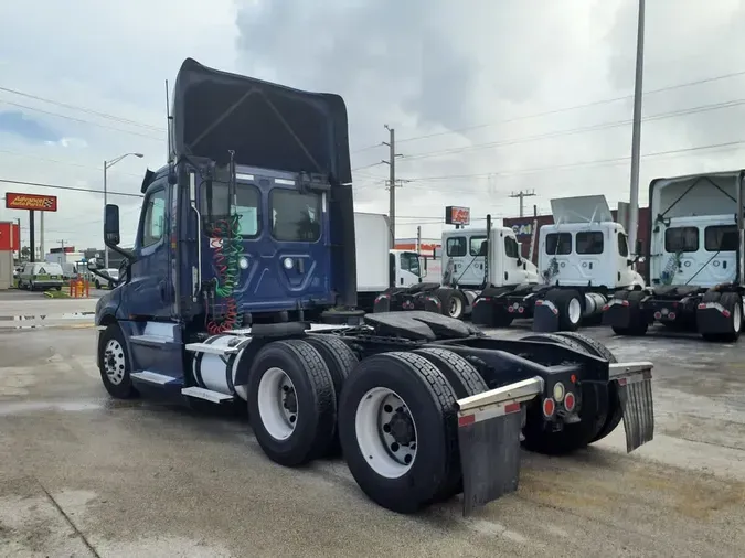 2020 FREIGHTLINER/MERCEDES NEW CASCADIA PX12664