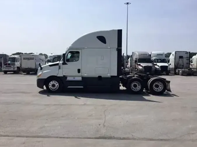 2020 Freightliner Cascadia