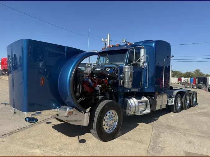 2022 Peterbilt 389b3430eee9a0f76a60ac34a63197d0b41