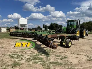 1998 John Deere 630