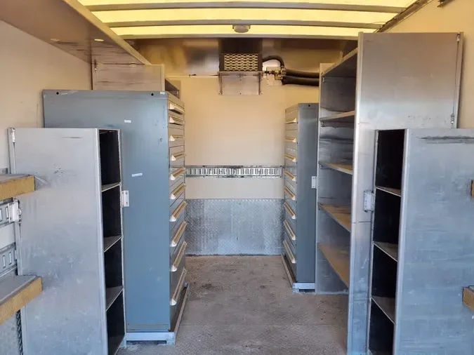 2016 FORD MOTOR COMPANY F550