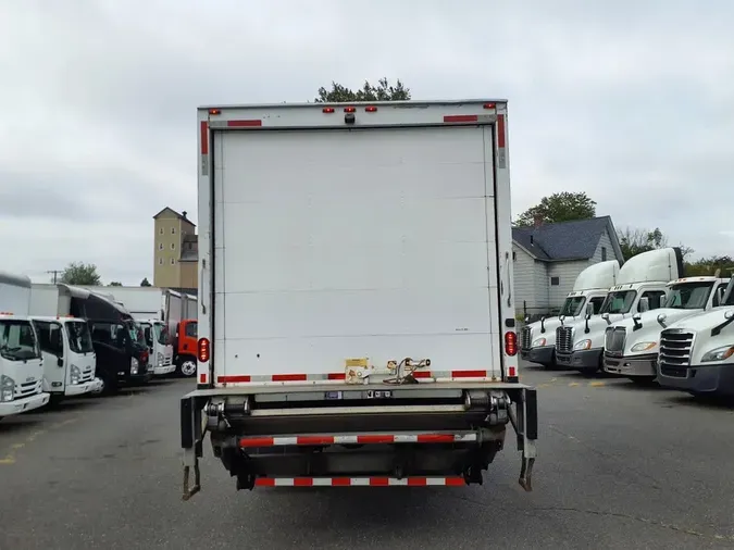 2019 FREIGHTLINER M2 106